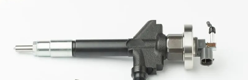 Injecteur Mazda DENSO DCRI107850